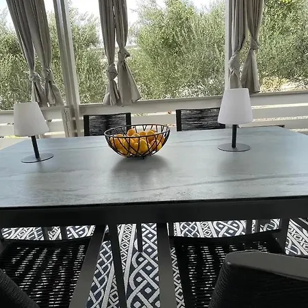 Niky House فيلة