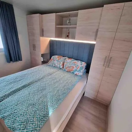 Dora House Villa *